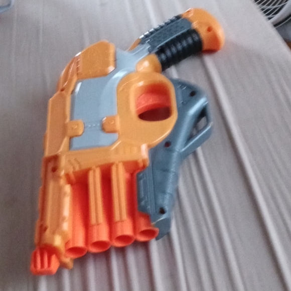 Nerf Doomsday Persuader Soft Dart Pistol - Picture 4 of 4